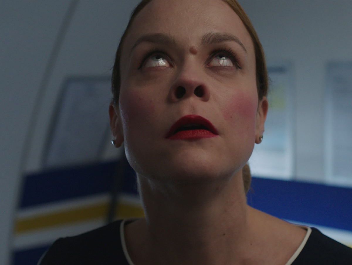 Airhostess-737