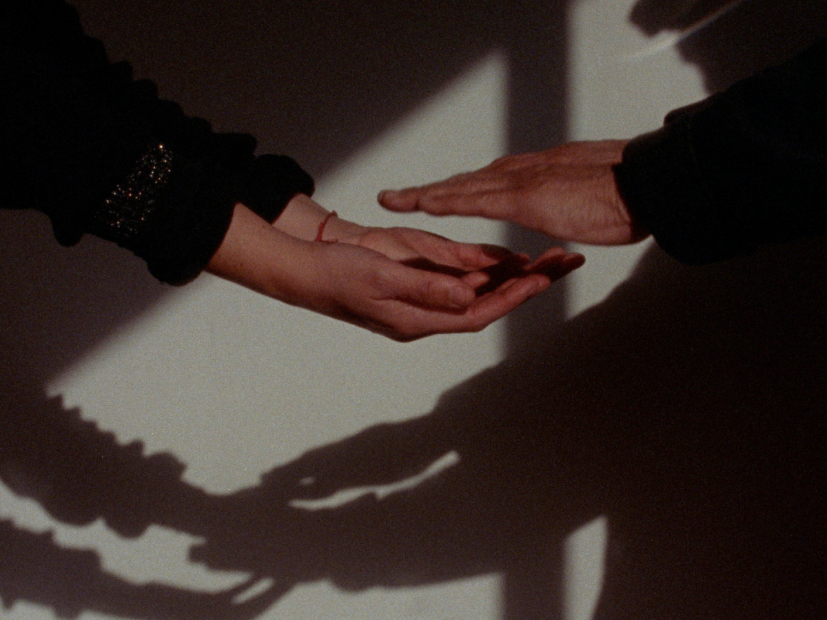 An Oscillating Shadow