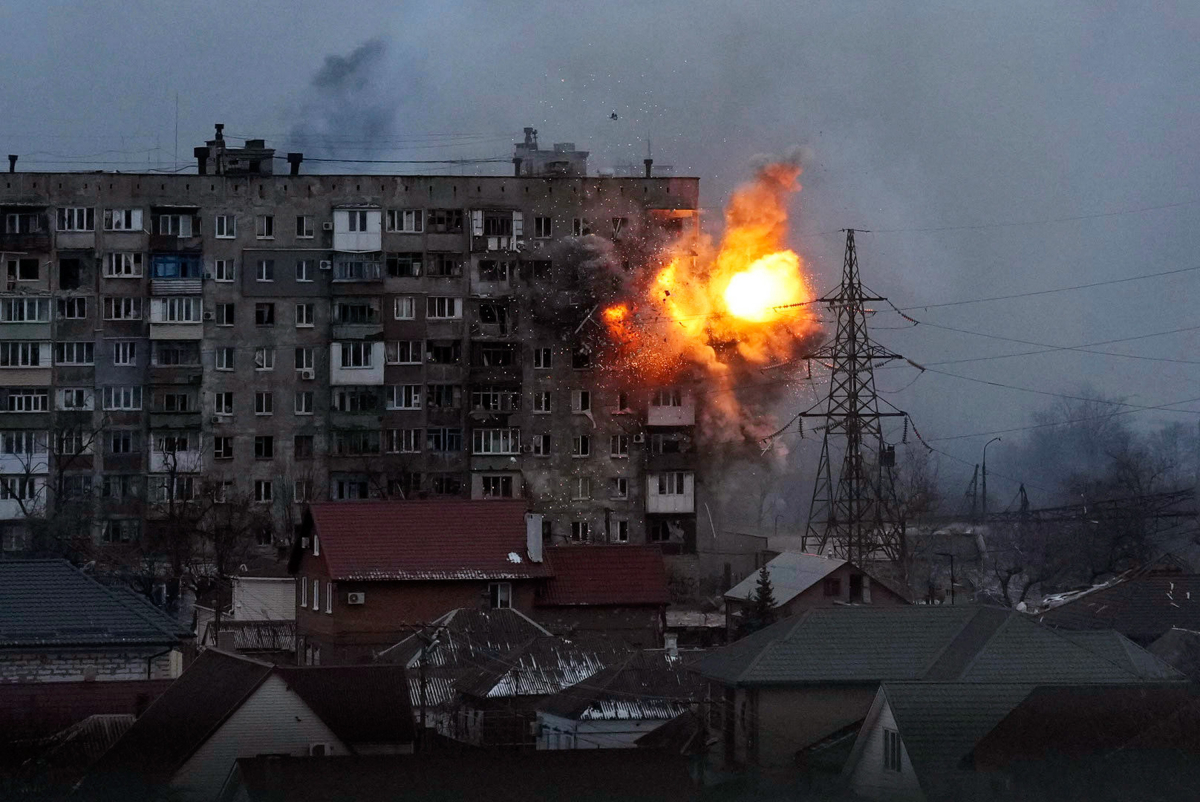 20 Days in Mariupol