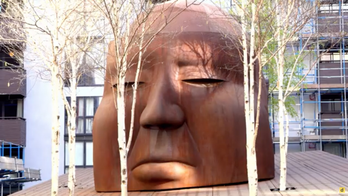 My name is Alfred Hitchcock 