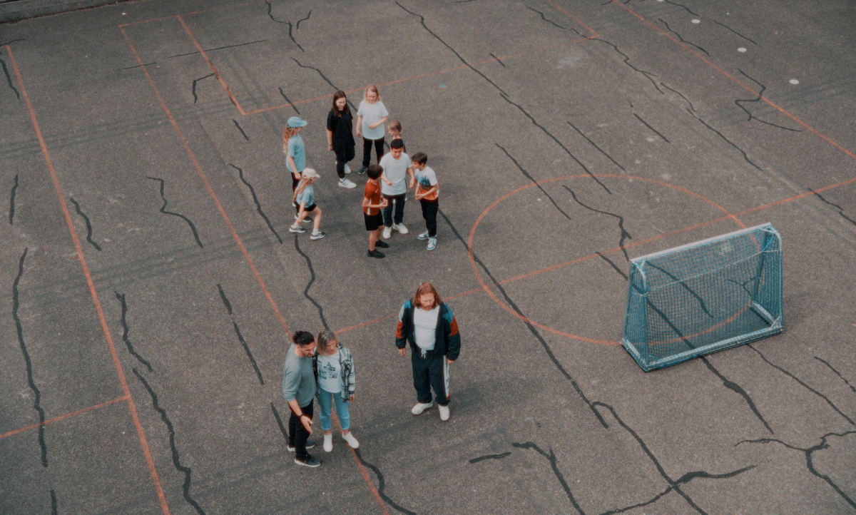 1:10