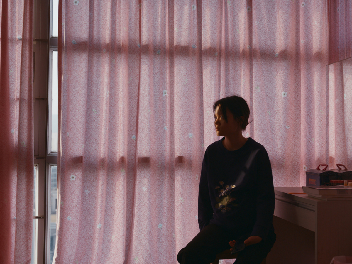Lili Alone